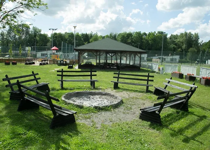 Oaza Blonie Standard - 3 Деревянный коттедж *