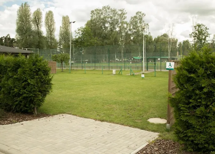 Oaza Blonie Standard - 3 * Курник